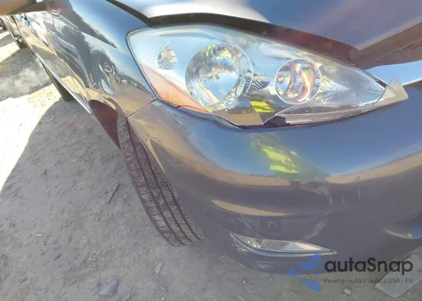 2008 Toyota Sienna Limited z USA, uszkodzony, nr VIN 5TDBK22C78S008823